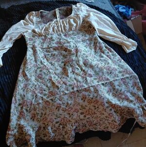 BloomChic Floral Long Sleeve Dress - Cream and Pink